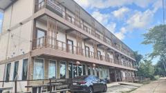 ขายด่วน โรงแรม 3 ชั้น 1 อาคาร รวม บ้าน 2 ชั้น 1 หลัง + บ้าน 1 ชั้น 1 หลัง พร้อมที่ดิน ( ขายยกแปลง)-202512181515541766045754867.jpg