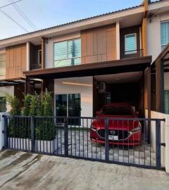 ให้เช่าทาวน์โฮม2 ชั้น เพียง3นาทีถึงโรงเรียนนานาชาติ​เอกบูรพาและ 7 นาทีถึง​ โรงเรียน​โชคชัย​หทัยราษฎร์  เดอะคอนเนค รามอินทรา-มีนบุรี 2ใกล้ 