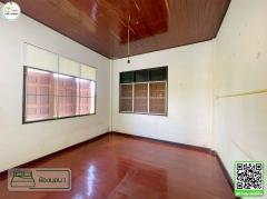 บ้านเดี่ยว เนื้อที่เยอะ พร้อมเข้าอยู่ ในซอย9 บ้านปากทางเหนือ(ถนนหมายเลข 1041 อุตรดิตถ์-ลับแล)-202512201618021766222282097.jpg