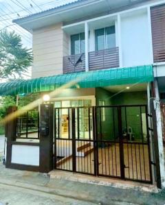 หลังมุม 3 นอน ซอยมิสทีน MRTราษฎร์พัฒนา 2.3 กม. ให้เช่าทาวน์เฮ้าส์ 2 ชั้น3 น้ำ 24 ตร.วา. 190 ตร.ม.ร่มรื่น 