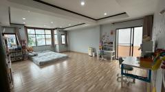 ขายโฮมออฟฟิศ 4 ชั้น ซอยกรุงเทพกรีฑา 15 ทำเลดี ใกล้ทางด่วนและรร.นานาชาติ-202512251357181766645838089.jpg