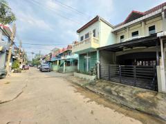 ให้เช่าบ้านเปล่า ทาวน์โฮม 2 ชั้น บ้านตวงทอง 6 แถมเอร์ 2 ตัว ซอยกำนันแม้น 13 ใกล้ Big C กลัปพฤกษ์ ขนาด 22 ตรว