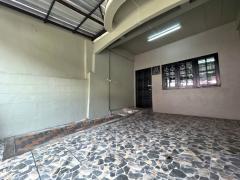 ให้เช่าบ้านเปล่า ทาวน์โฮม 2 ชั้น บ้านตวงทอง 6 แถมเอร์ 2 ตัว ซอยกำนันแม้น 13 ใกล้ Big C กลัปพฤกษ์ ขนาด 22 ตรว-202512271521271766823687661.jpg