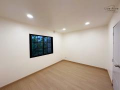 ขายทาวน์เฮาส์ 2 ชั้น NexHaus44 ปากซอยอ่อนนุช 44 เดินทางเข้าโซนทองหล่อ พระราม 9 รีโนเวทใหม่ทั้งหลัง พร้อมเข้าอยู่ โทร 085-826-6936-202512281426541766906814745.jpg